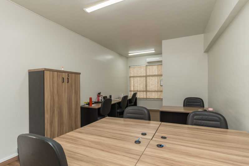 Sala privativa mobiliada do Desk Coworking