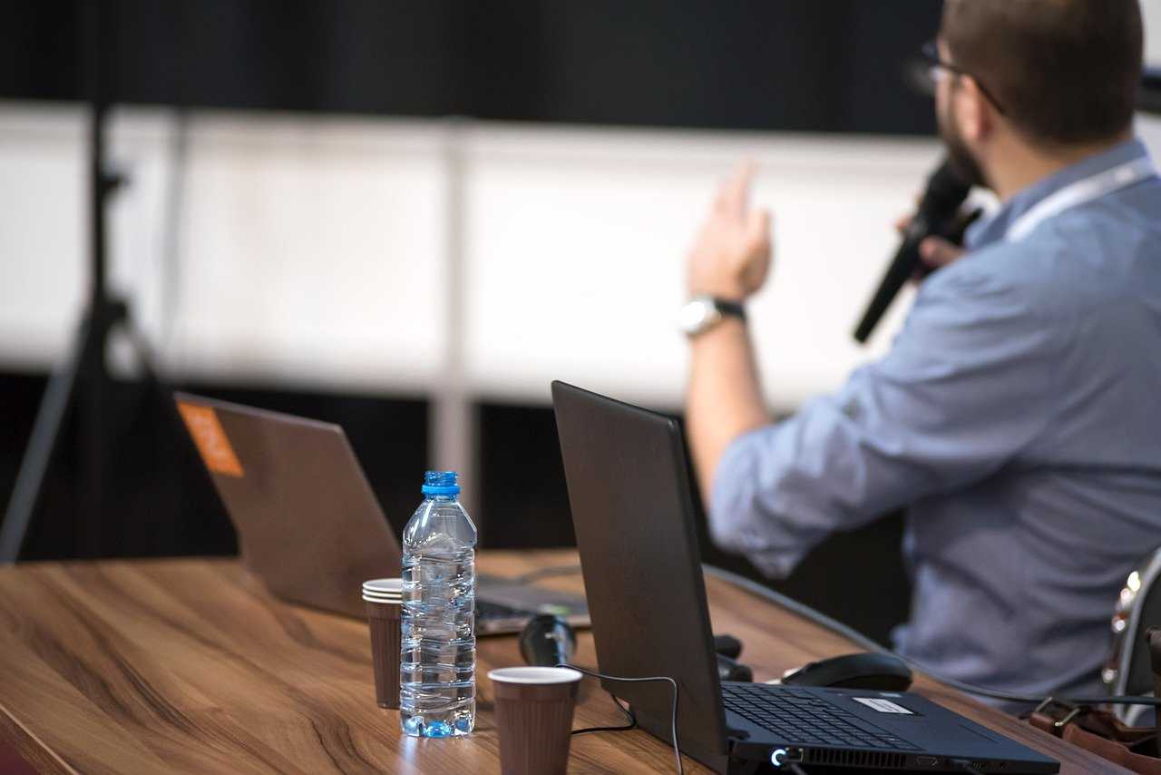 Vale a pena utilizar coworkings como espaço para eventos?
