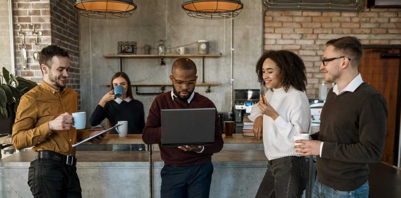 Coworking e cafeterias: a dupla que está redefinindo a forma de trabalhar