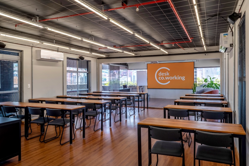 salas de treinamento desk coworking